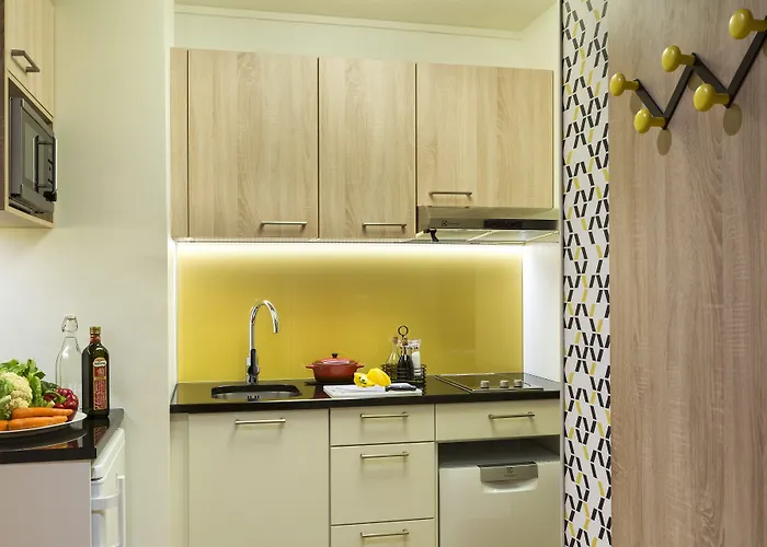 Citadines Tour Eiffel Apartmanhotel 4*