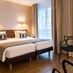 Citadines Tour Eiffel Apartahotel 4*