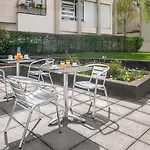 Citadines Tour Eiffel Lägenhetshotell 4*