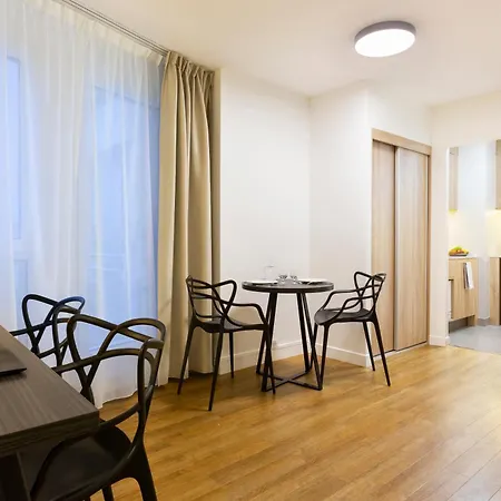 Citadines Tour Eiffel 4*
