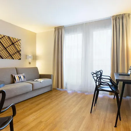 Citadines Tour Eiffel Lägenhetshotell 4*
