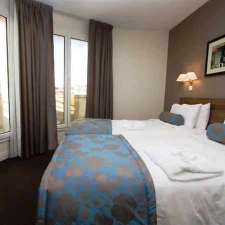 Citadines Tour Eiffel 4*