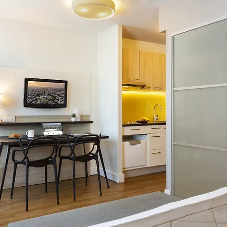 아파트호텔 시타디네스 투어 에펠 4*