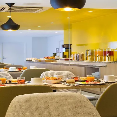 시타디네스 투어 에펠 파리