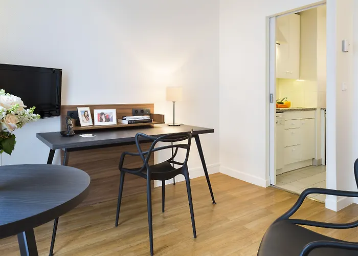 Citadines Tour Eiffel Paris