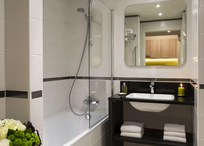 Citadines Tour Eiffel Aparthotel 4*