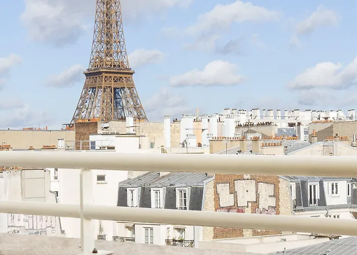 Aparthotel Citadines Tour Eiffel 4*