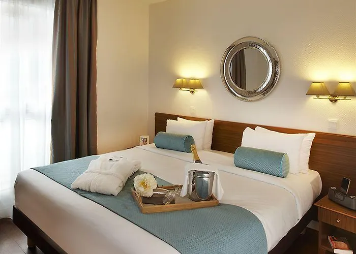 Citadines Tour Eiffel 4* Paris