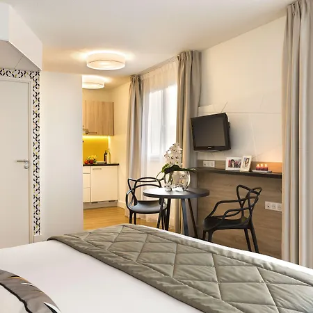 Citadines Tour Eiffel Apart-hotel 4*