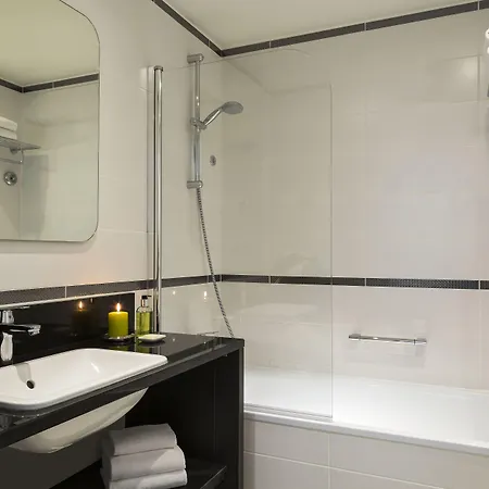 Apart-hotel Citadines Tour Eiffel 4*