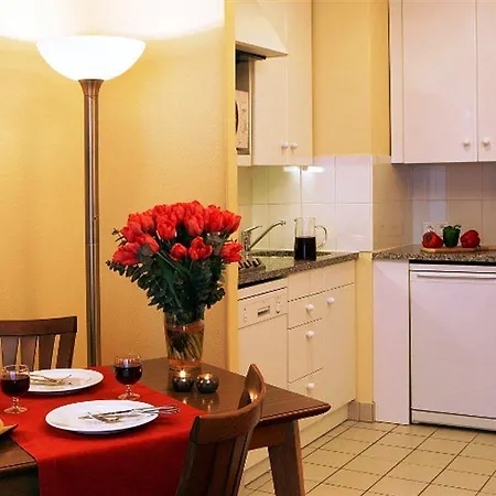 Citadines Tour Eiffel 4*