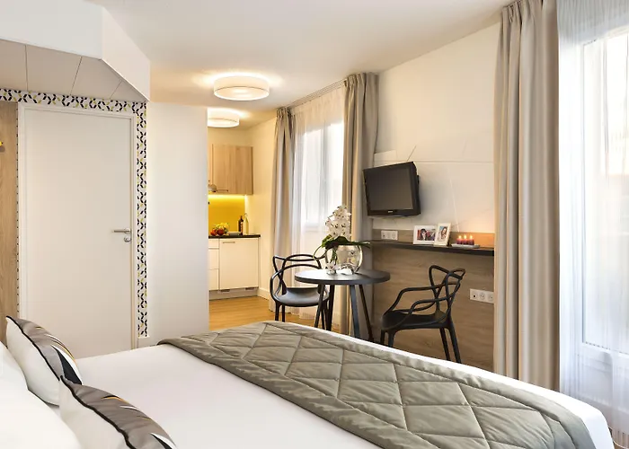 Citadines Tour Eiffel Lägenhetshotell 4*